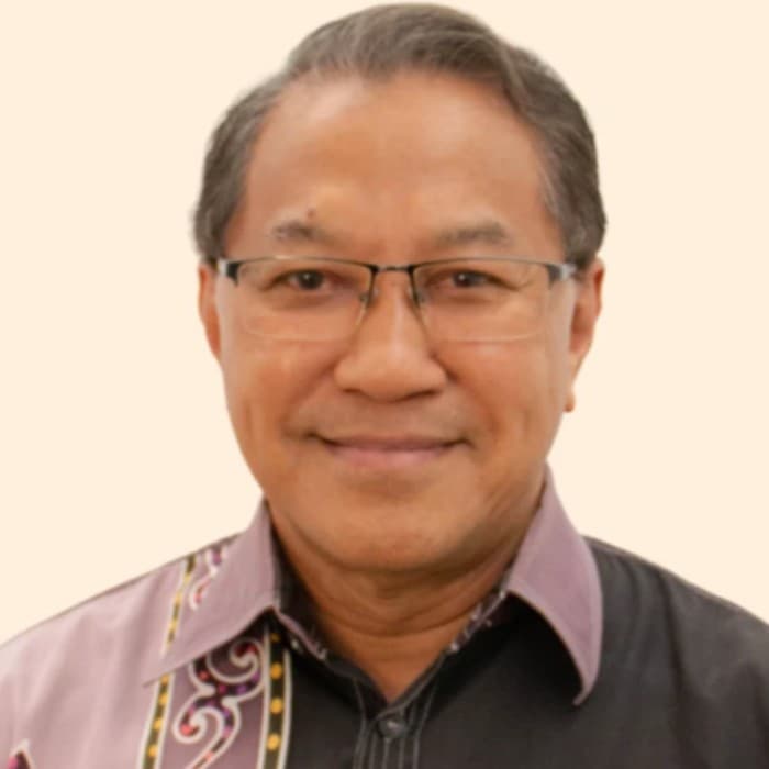 Dr. Amir Farid Isahak